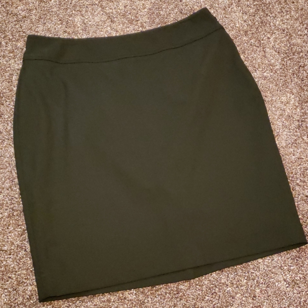 The Limited Black Collection Pencil Skirt